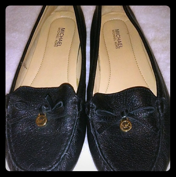 Michael Kors slides/flats - Picture 1 of 6